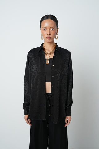 Kadın Siyah Renk Desenli Altın Düğme Detaylı Gömlek