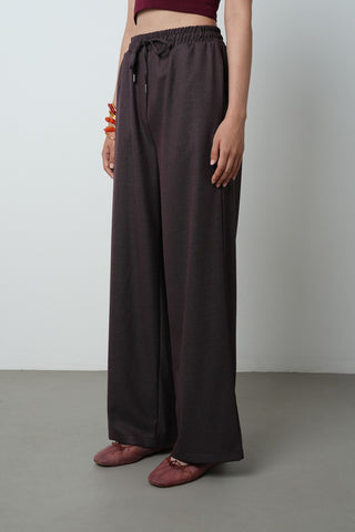 Kadın Düz Renk Bol Paça Kumaş Pantolon